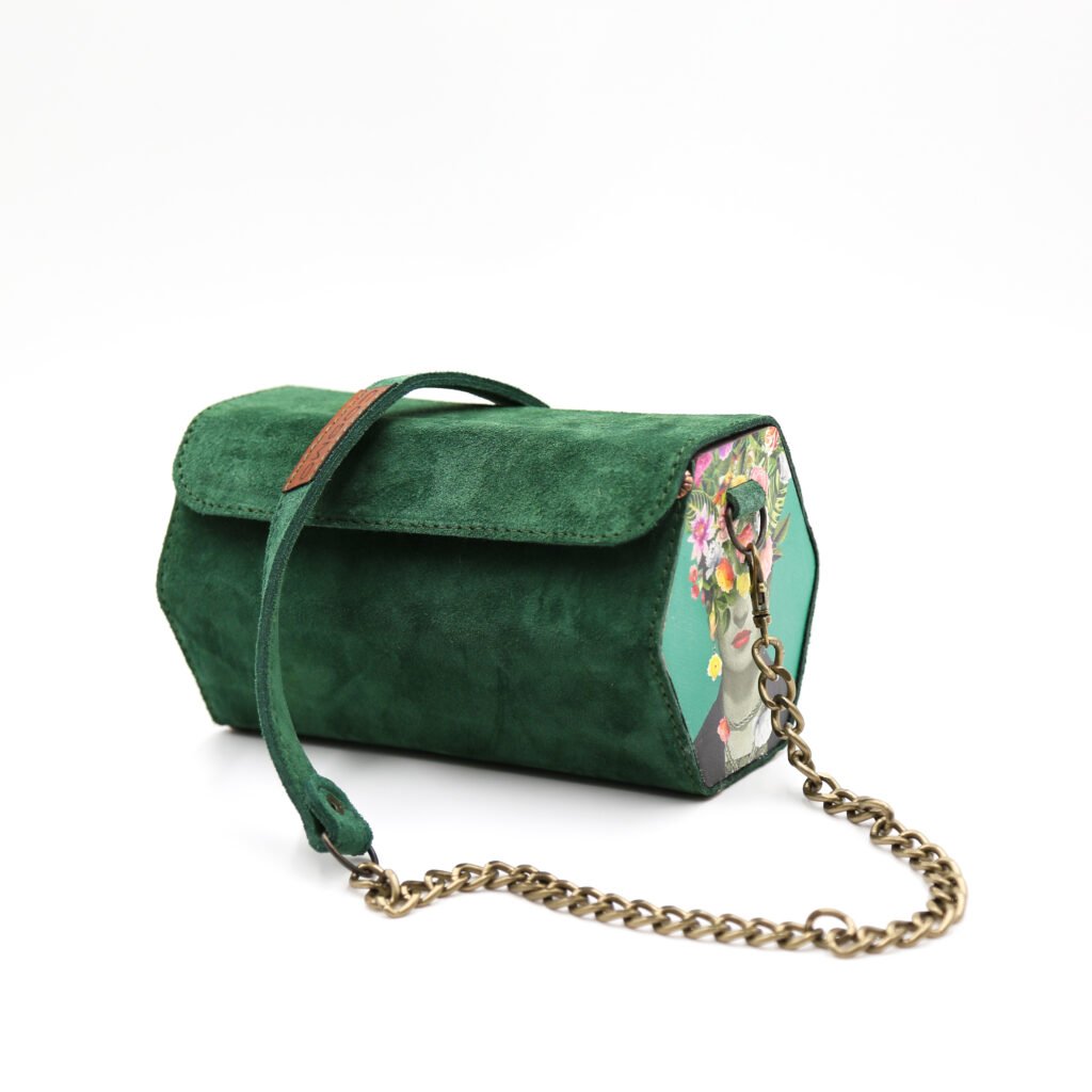 ზამშის და ხის ჩანთა პრინტით – ფრიდა